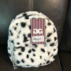 Gilda Paris black and white backpack